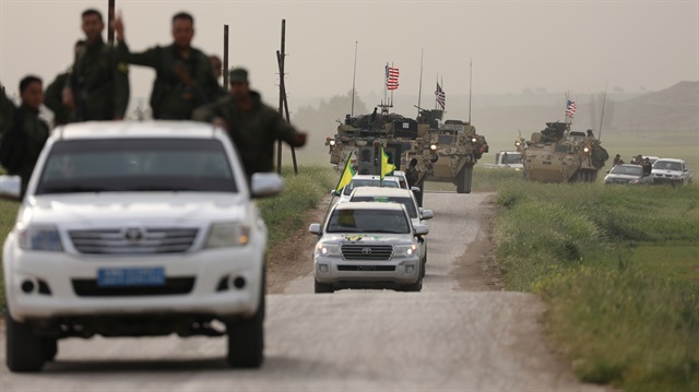 ABD, Türkiye'nin Karaçok'taki örgüte ait silah depolarını vurmasının ardından çok sayıda zırhlı aracı YPG'nin bulunduğu bölgelere konuşlandırmıştı. 