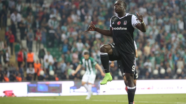 Beşiktaş'ın Kamerunlu yıldızı Aboubakar, 24 lig maçında 10 gol atma başarısı gösterdi.