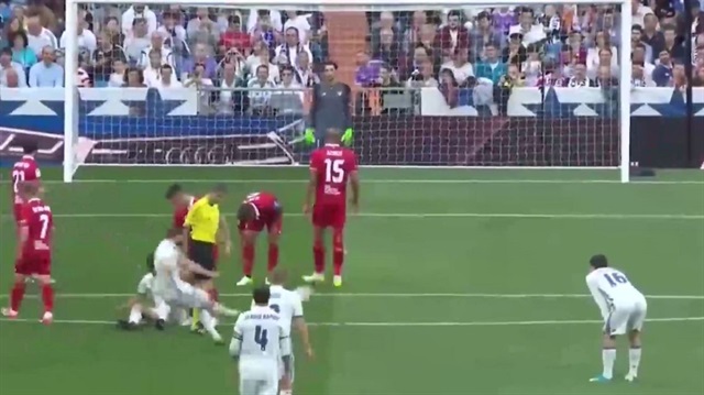 Nacho'nun attığı bu golle Real Madrid 1-0 öne geçti.