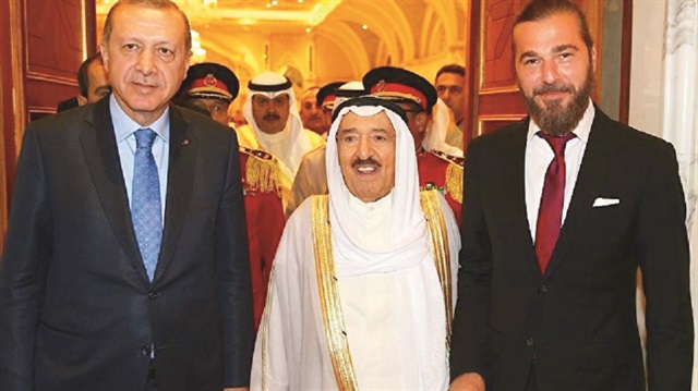 Cumhurbaşkanı Recep Tayyip Erdoğan’ın Kuveyt gezisine Diriliş Ertuğrul ekibi de eşlik etti. Diriliş Ertuğrul dizisi Kuveyt’te de büyük ilgiyle takip ediliyor.
