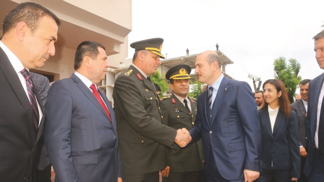 İçişleri Bakanı Süleyman Soylu, bir dizi etkinlik için geldiği Yalova’da ilk ziyaretini valiliğe gerçekleştirdi.