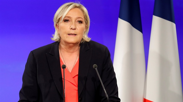 Ulusal Cephe'nin lideri Le Pen, Fransa'daki Cumhurbaşkanlığı seçimlerinden yüzde 34 oy aldı.