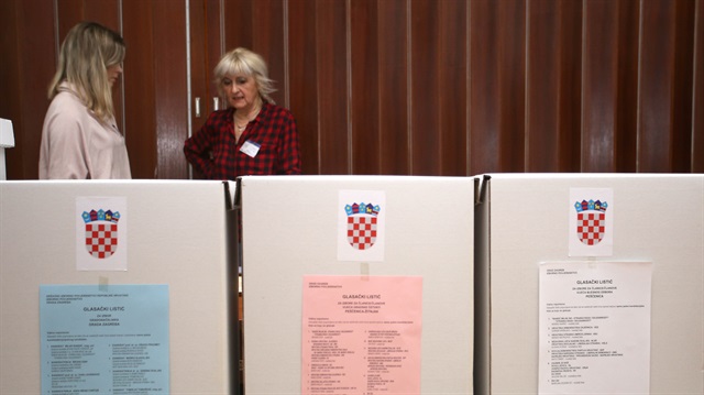 Hırvatistan'da halk yerel seçimler için sandık başına gitti.