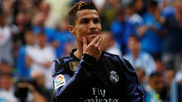 Ronaldo Real Madrid'in şampiyonluğuna 25 gol ve 6 asistle katkı sağladı.