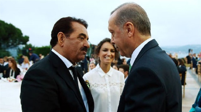 İbrahim Tatlıses, Cumhurbaşkanı Erdoğan'ı sosyal medya üzerinden tebrik etti. 