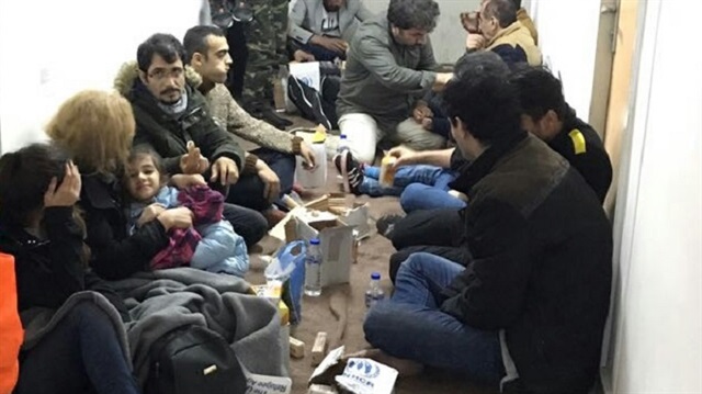 Enez'de yasa dışı yollarla Yunanistan'a gitmek isteyen 10'u Suriye, 8'i İran uyruklu kaçak yakalandı