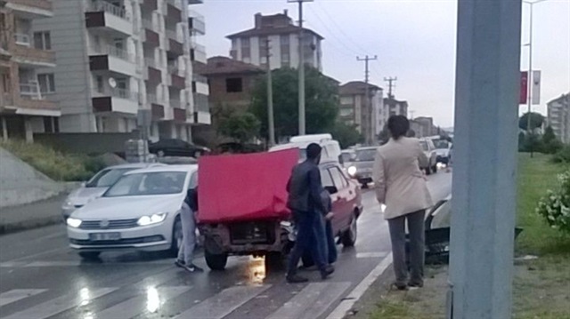 Çorum Haber: Çorum’un Sungurlu ilçesinde meydana gelen trafik kazasında 2 kişi yaralandı.