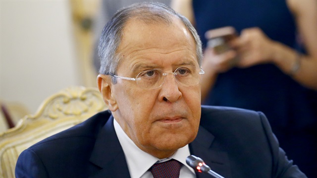 Suriye Haberleri: ​Rusya Dışişleri Bakanı Sergey Lavrov, Suriye krizinin ayrıştırıcı yaklaşımlar desteklenerek çözülemeyeceğini belirterek, "Suriye krizinin çözümünde sahadaki duruma etki eden dış aktörlerin de yer alması gerekiyor. Buna İran da dahil." dedi.

​