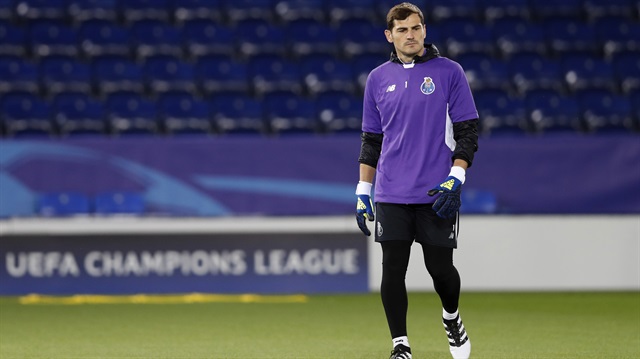 Porto'nun İspanyol kalecisi Iker Casillas'ın Liverpool'la anlaştığı iddia edildi. 