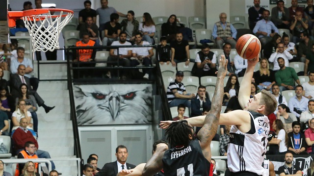 Beşiktaş Sompo Japan: 66 - Gaziantep Basketbol: 57 -STBSL Play-off