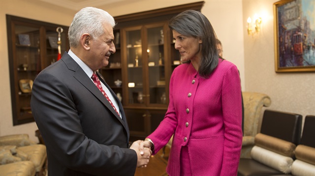 Başbakan Binali Yıldırım, ABD'nin BM Daimi Temsilcisi Nikki Haley'i kabul etti.
