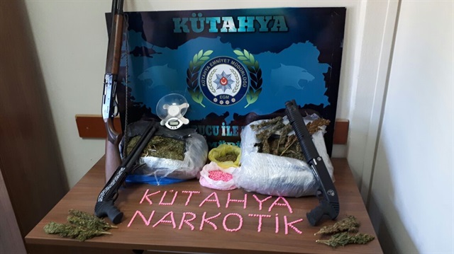 Kütahya'da uyuşturucu operasyonu: 2 gözaltı