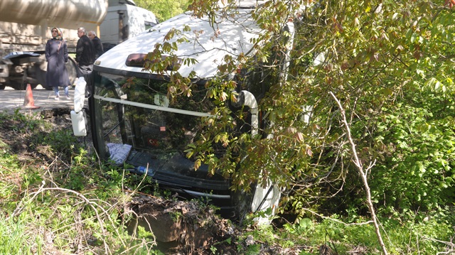 Bolu Yerel Haber: ​Bolu'dan Mudurnu ilçesine yolcu taşıyan otobüsün dere yatağına düşmesi sonucu 7 kişi yaralandı.