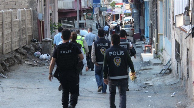 Elazığ’daki huzur operasyonunda aranan 7 şüpheli yakalandı