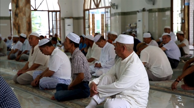 İlk teravih namazının 26 Mayıs'ta kılınacağı ülkedeki Müslümanlar, ramazana hazırlanıyor.