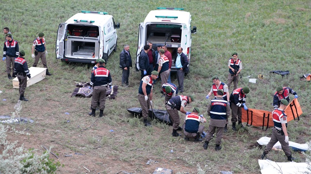 Ankara'da yolcu otobüsü devrildi: 8 ölü 34 yaralı