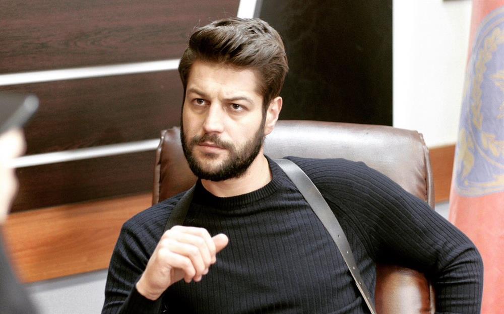 Serhat Teoman diziye veda etti.