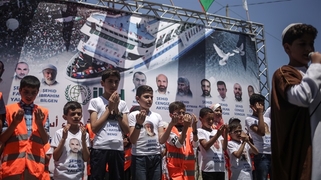 İsrail'in Mavi Marmara gemisine düzenlediği saldırının 7'nci yılı dolayısıyla Gazze'de anma etkinliği düzenlendi. 