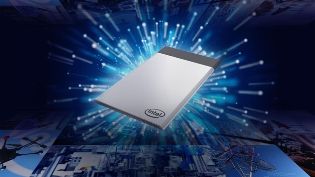 Intel'in geliştirdiği yeni bilgisayar, bir kredi kartı boyutlarına sahip.