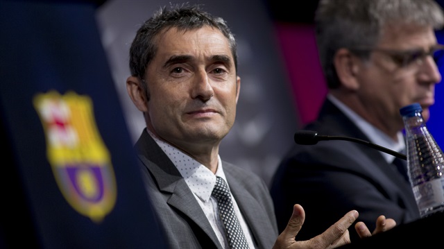 Valverde Barcelona'daki ilk basın toplantısını düzenledi.
