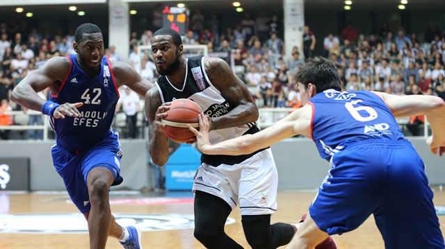 Beşiktaş Sompo Japan: 74 Anadolu Efes: 72 Basketbol Play-Off​