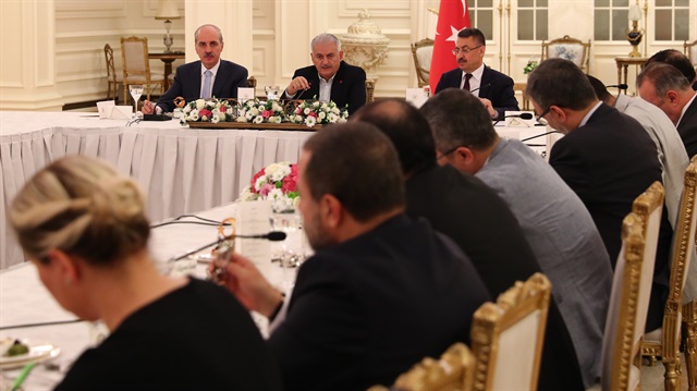 Başbakan Yıldırım, dün Çankaya Köşkü'nde medya temsilcileriyle bir araya geldiği iftar programında, gündeme ilişkin soruları yanıtladı.