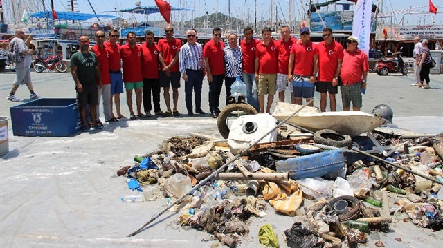 Denizden 6 ton çöp çıktı