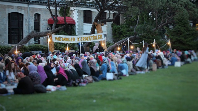 Boğaziçi Üniversitesi'nde iftar keyfi