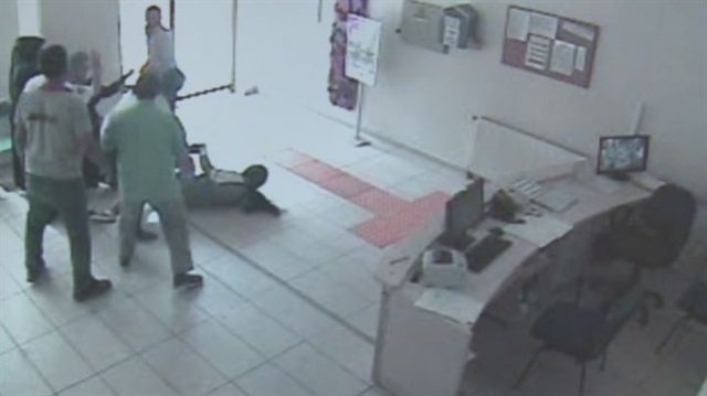 Kadın doktora saldırı anı güvenlik kameralarında saniye saniye kaydedildi. 