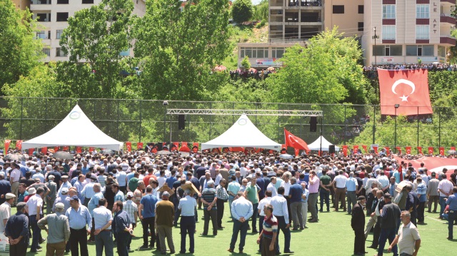 Ordu’da düzenlenen cenaze törenine katılan binlerce vatandaş PKK’ya lanet yağdırdı.
