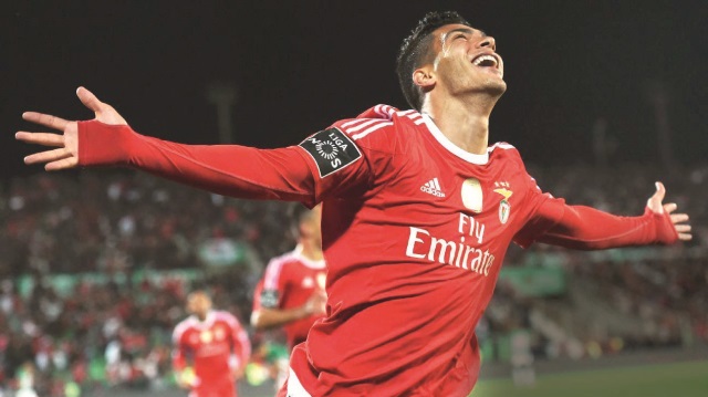 Jimenez bu sezon Benfica formasıyla çıktığı 32 maçta 14 gole direkt katkı yaptı (11 gol, 3 asist)