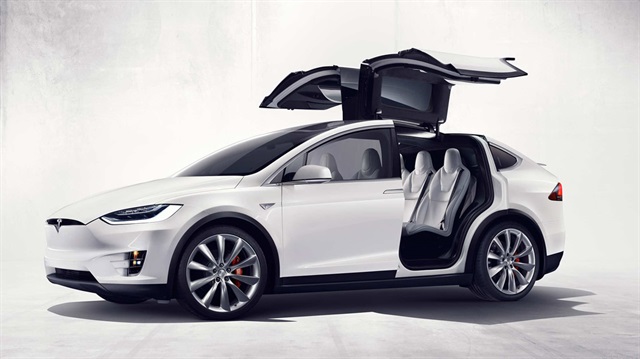 2017'nin en değerli otomobil markaları belli oldu: Tesla çağ atladı!