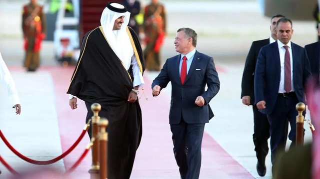Katar Emiri Al-Sani ile Ürdün Kralı Abdullah