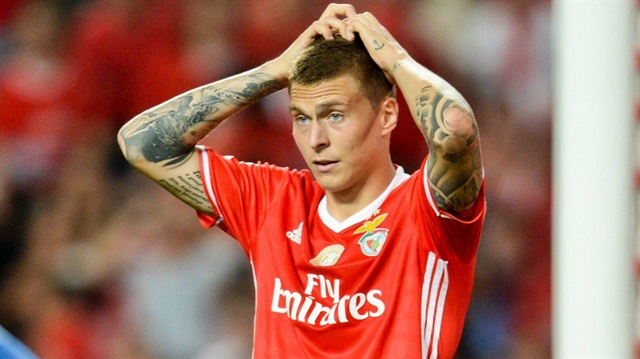 İstikrarlı bir performans çizen Lindelöf, bu sezon Benfica formasıyla 47 maça çıktı.