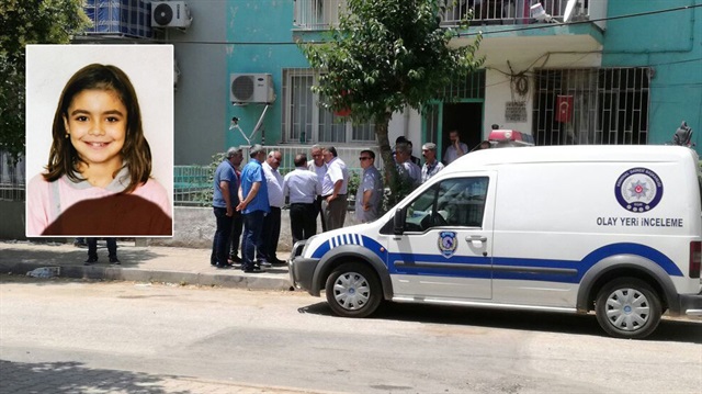 İzmir'de kaçırılan 10 yaşındaki Ceylin, komşusunun evinde ölü bulundu. 
