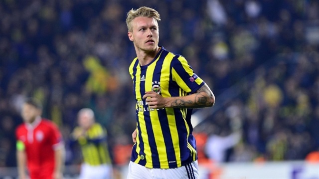 Başarılı savunmacı Simon Kjaer bu sezon Fenerbahçe ile çıktığı 43 maçta 3 gol kaydetti.