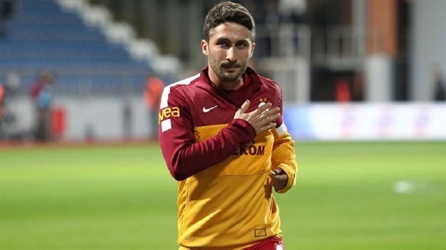 Sabri Sarıoğlu sarı-kırmızılı formayla çıktığı 466 maçta 23 gol attı ve 51 asist kaydetti.