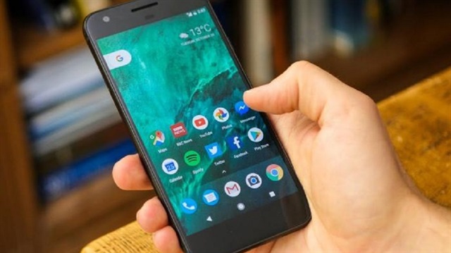 ​

LG قد تشرف على تصنيع الهاتف Google Pixel XL 2 لشركة جوجل