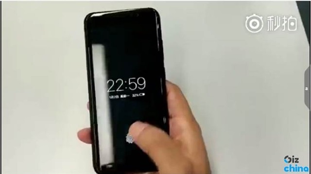 Oppo'nun ekran altına entegre edilmiş parmak izi okuyuculu telefonu sızdırıldı.