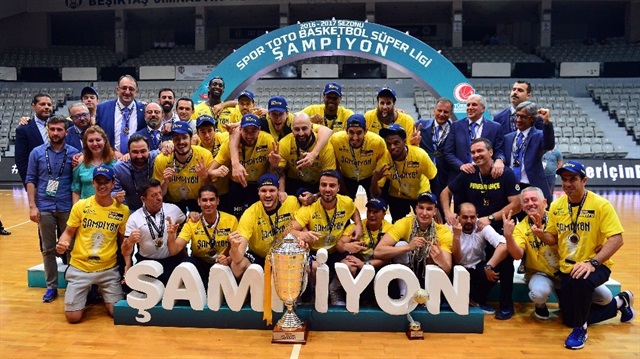 Fenerbahçe wins the Turkish basketball league title