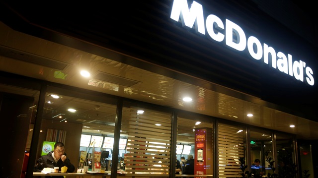 McDonald's, olimpiyat oyunları sponsorluğunu sona erdirdi.
