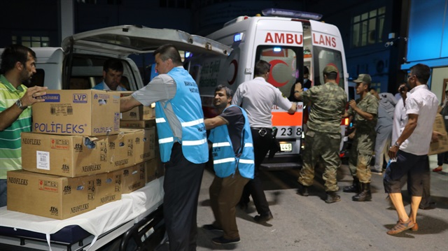 ​Manisa'da 500 asker gıda zehirlenmesi şüphesiyle hastanelere kaldırıldı