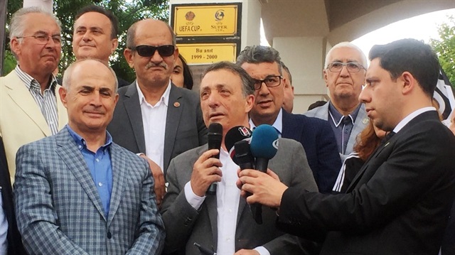 Ahmet Nur Çebi, Burak Yılmaz'la ilgili sorulara verdiği cevapla Beşiktaşlıların alkışını aldı. 