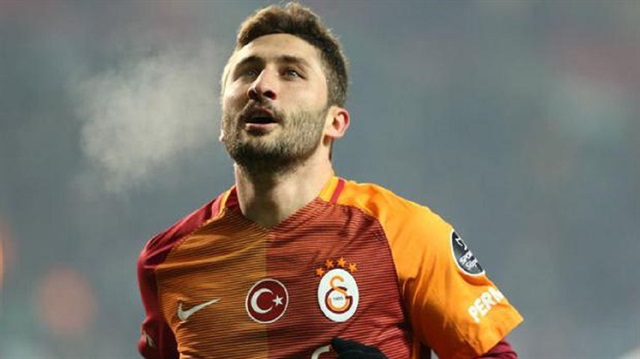 Sabri Sarıoğlu sarı-kırmızılı formayla çıktığı 466 maçta 23 gol attı ve 51 asist kaydetmişti.