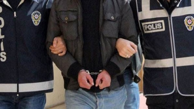 İzmir’de FETÖ operasyonunda 6 gözaltı