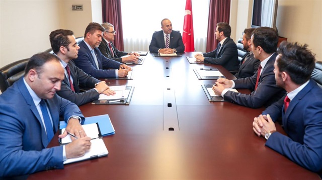 Bakan Çavuşoğlu, Tokyo’da Türk işadamlarıyla birlikte MUSİAD toplantısına katıldı.