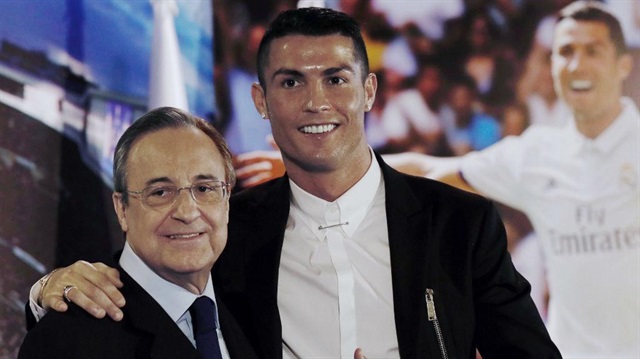 Real Madrid Başkanı, Cristiano Ronaldo'nun serbest kalma bedelini açıklayarak mesaj gönderdi.