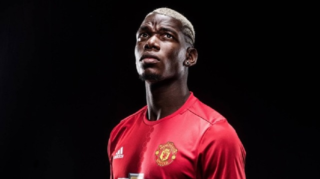 24 yaşındaki Pogba rekor ücretle Manchester United'a transfer olmuştu.