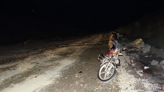 Bilecik’te meydana gelen tek taraflı motosiklet kazasında 2 kişi yaralandı.