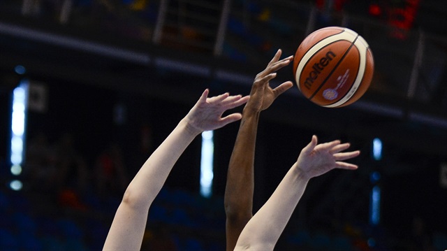 Avrupa Kadınlar Basketbol Şampiyonası ilk yarı finalist belli oldu.